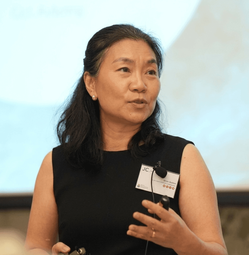 Dr Jiafang Lu (د. جيافانغ لو)